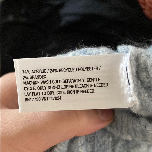 Blue Cropped Cable Knit Women's Sweater - Picture 4 of 4